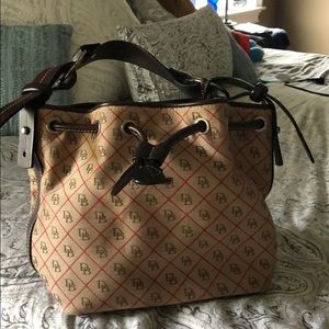 Dooney & Bourke bag